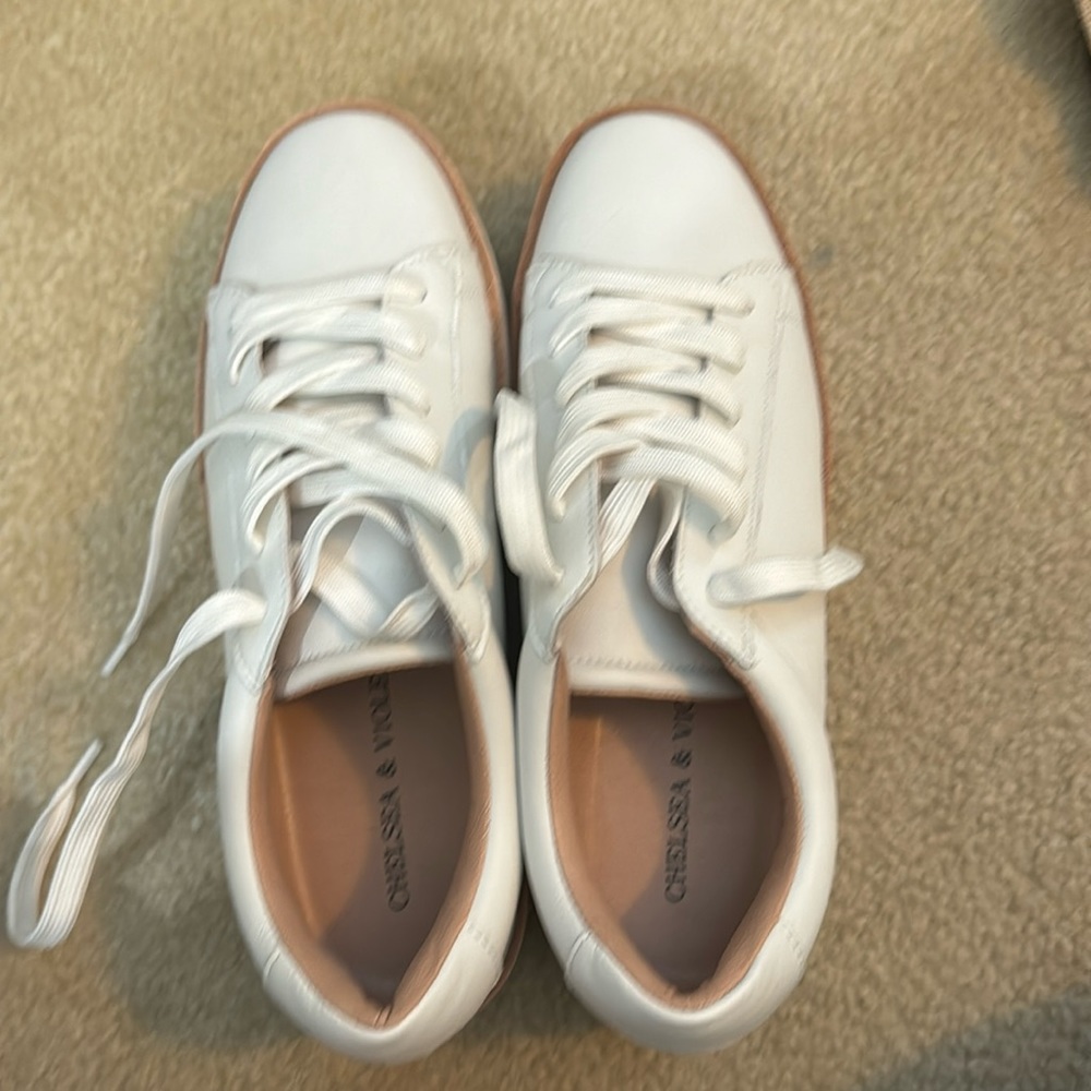 Platform sneakers